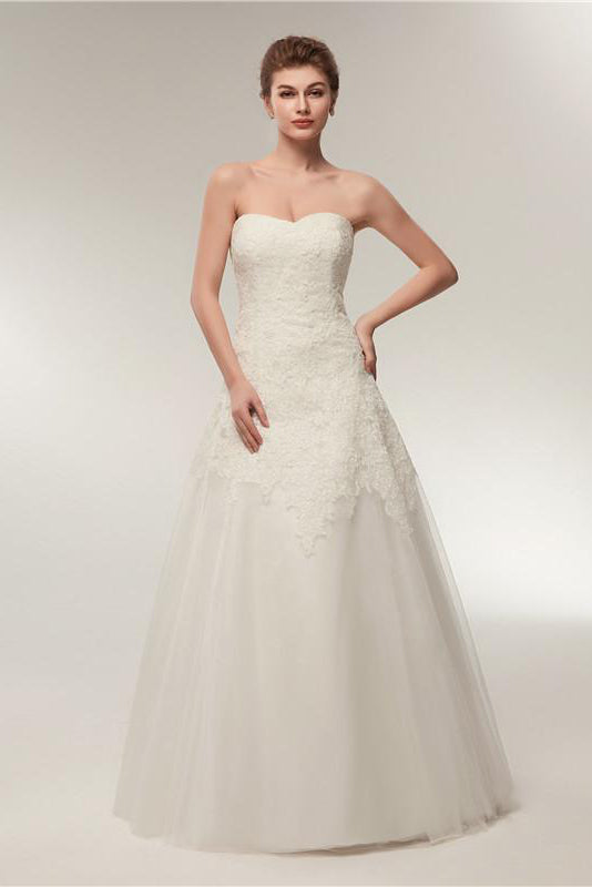 Princess Long Sweetheart A-line Ivory Wedding Dress with Lace
