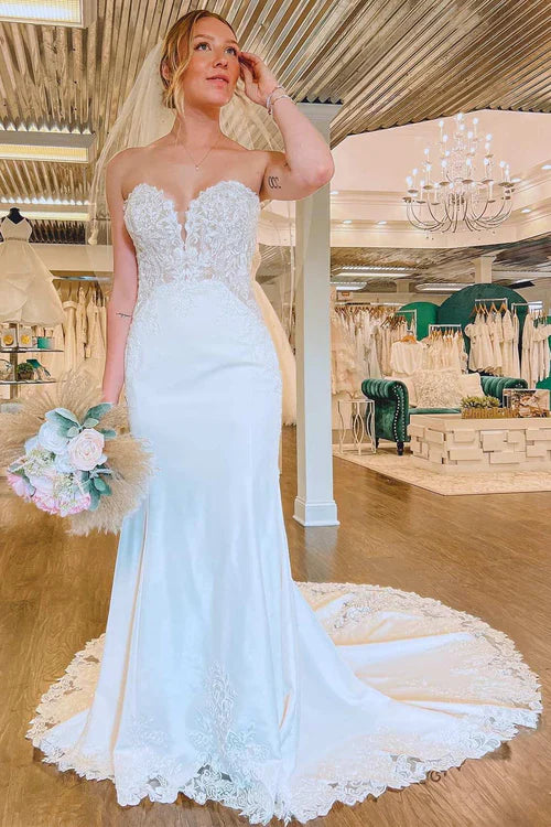 Aimishang Elegant White Lace Strapless Mermaid Long Wedding Dress