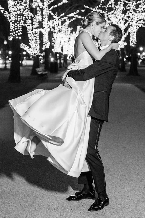 Aimishang Elegant White Halter A-line Satin Wedding Dress with Buttons