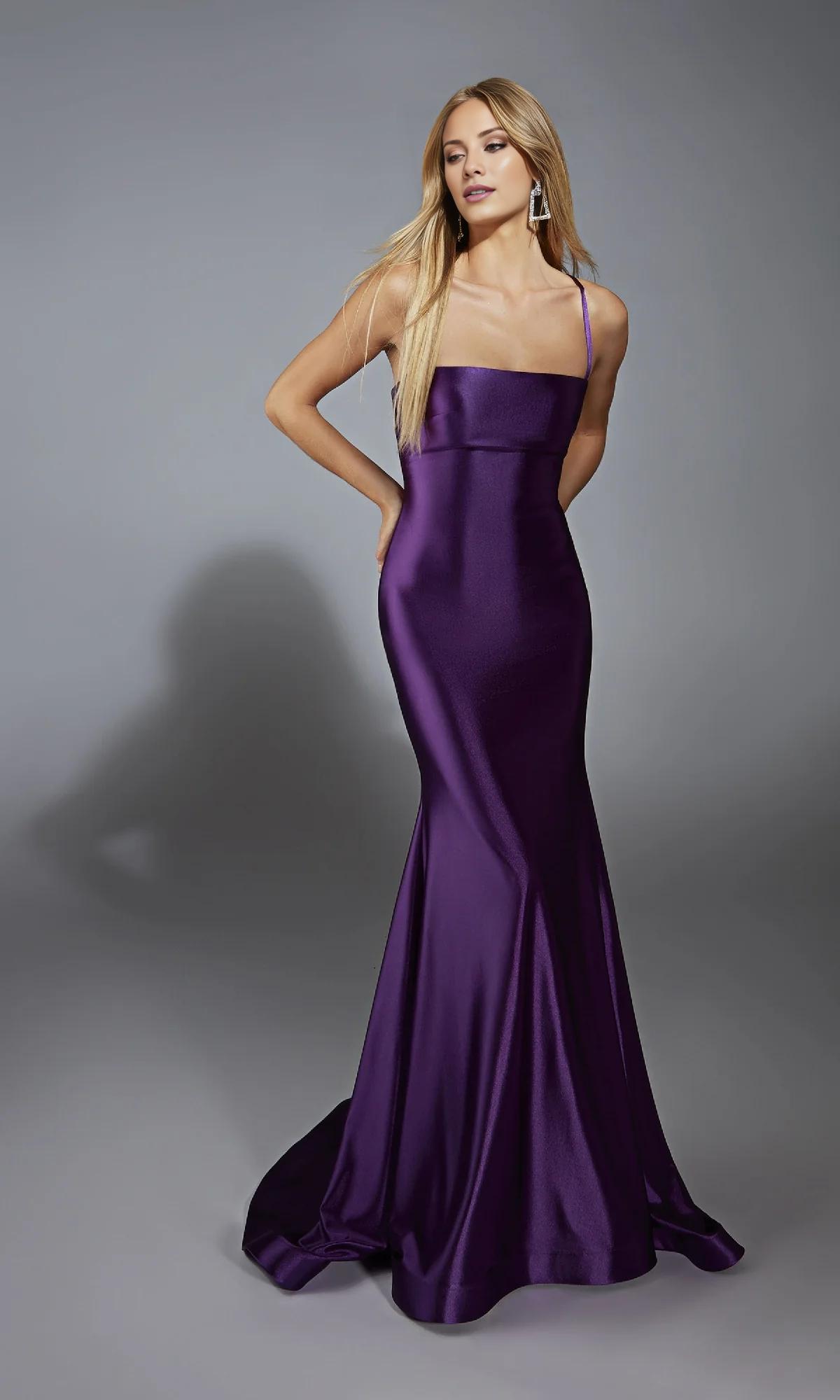 Jimiss mermaid slim shoulder strap backless and floor length evening dress
