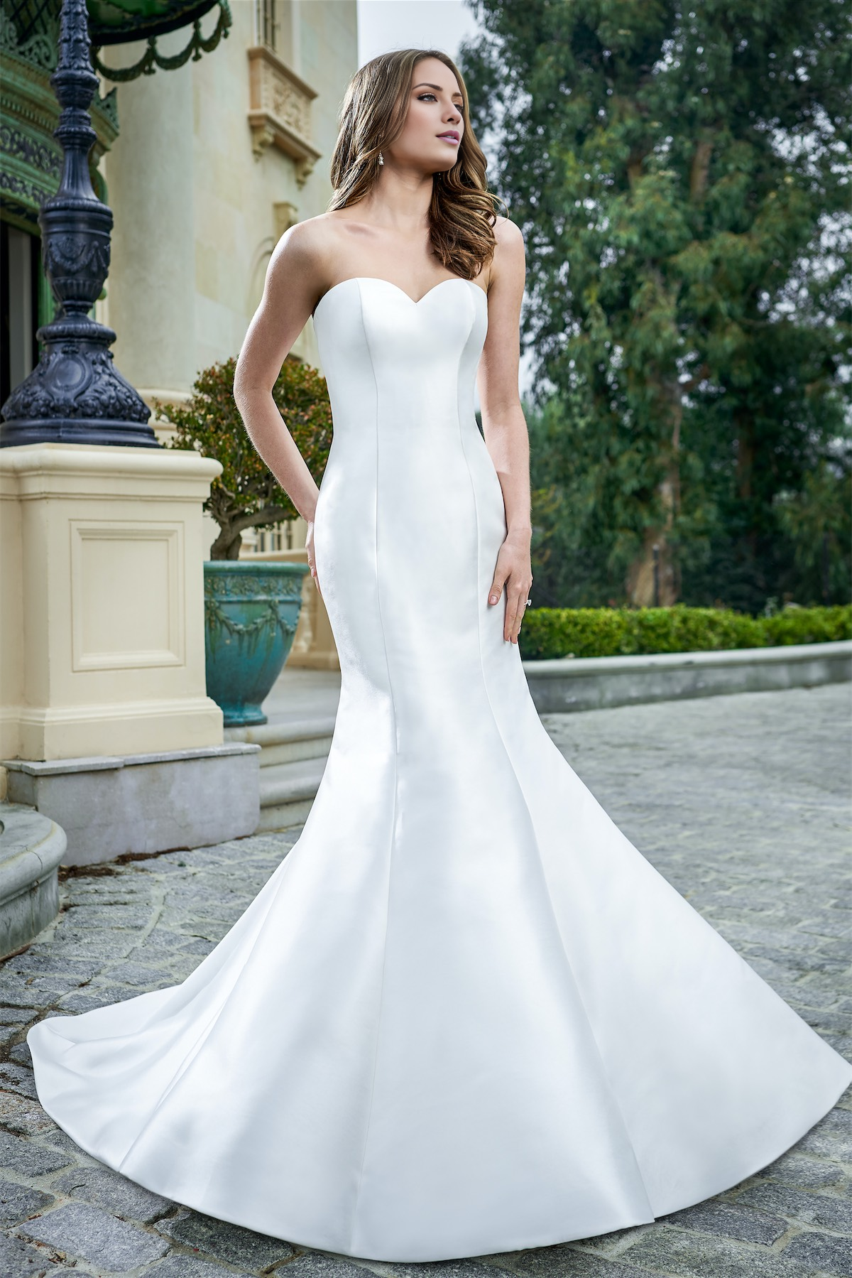 Charming Fish Tail Sweetheart Strapless Collar Wedding Dress