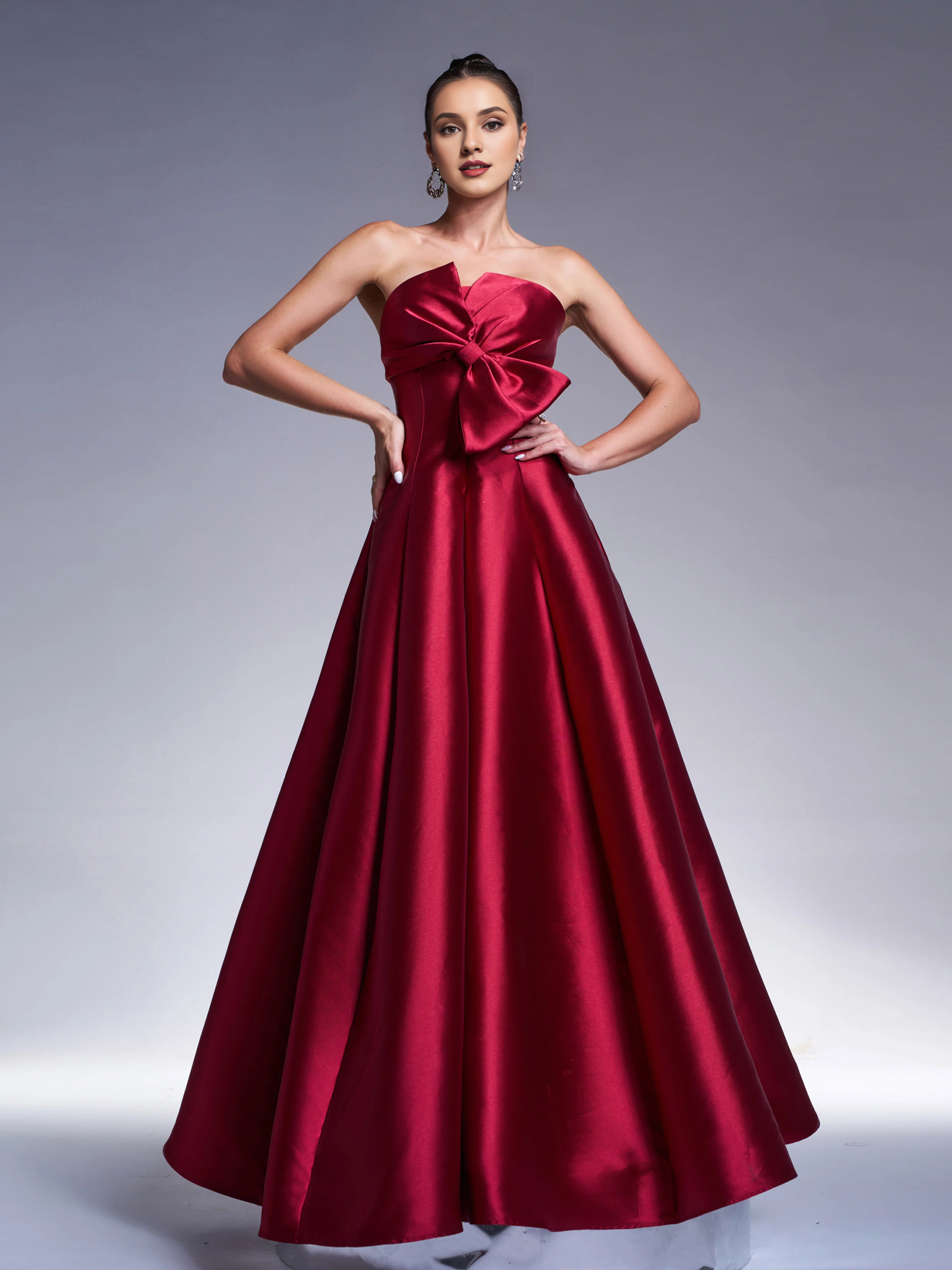 Bow Swinging Back and Ground length Gowns Evening Dresses