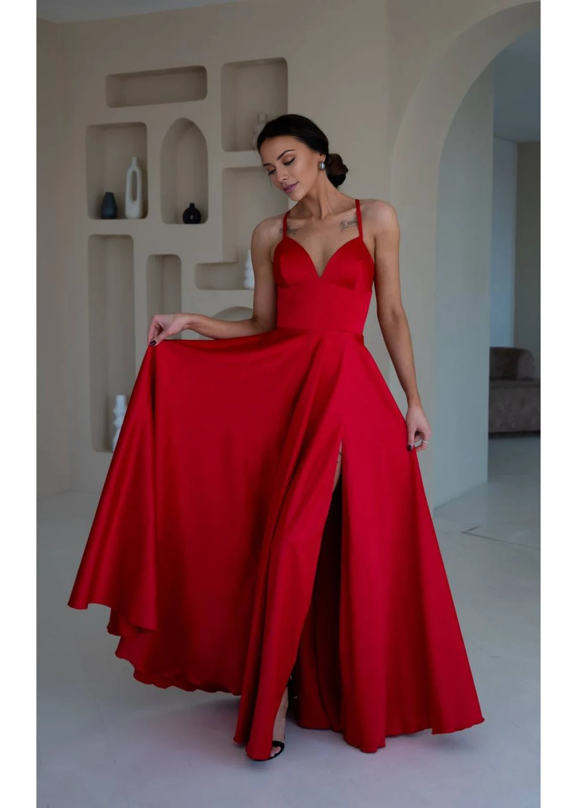 Jimiss slim shoulder strap V-neck backless side slit and floor length evening dress