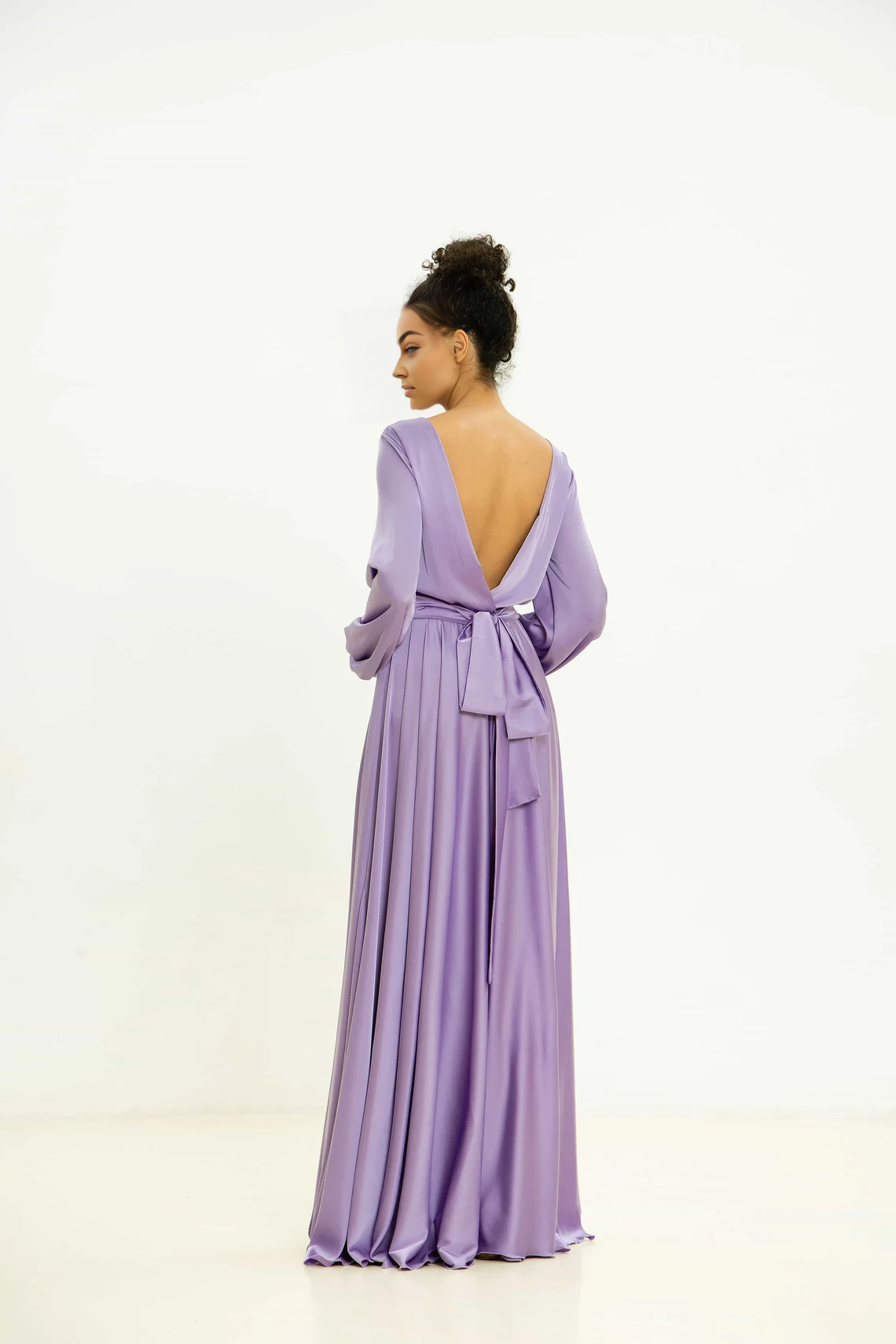 Jimiss - Long sleeved boat neck satin and floor length Prom dress