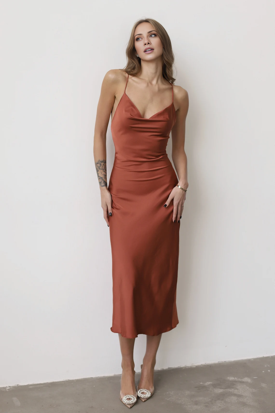Jimiss slim shoulder strap V-neck side slit long evening dress