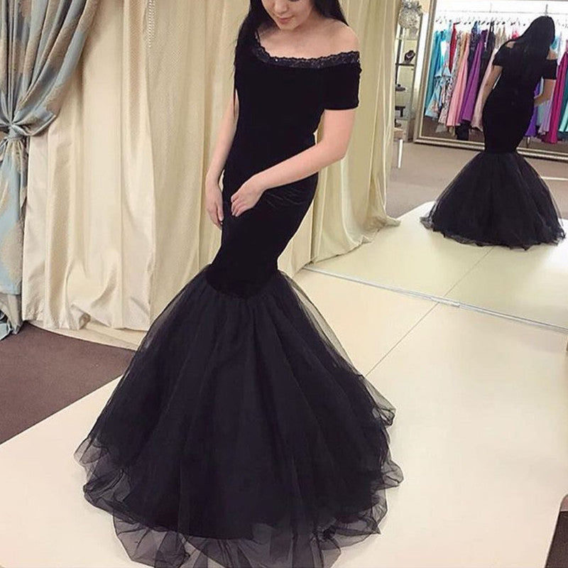 Sexy Off The Shoulder Black Tulle Mermaid Evening Dresses