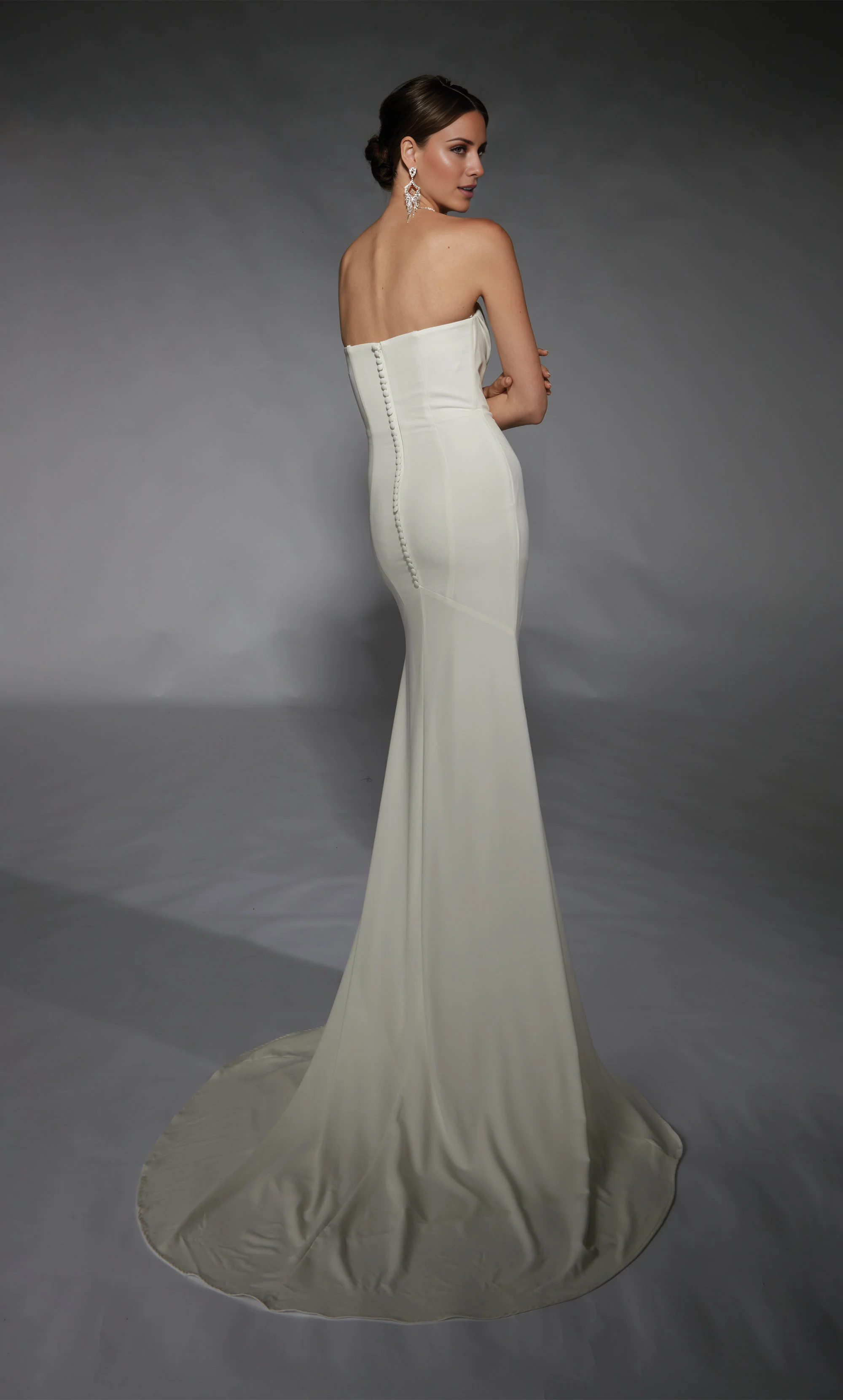 Strapless straight tube back closed slit wedding dress