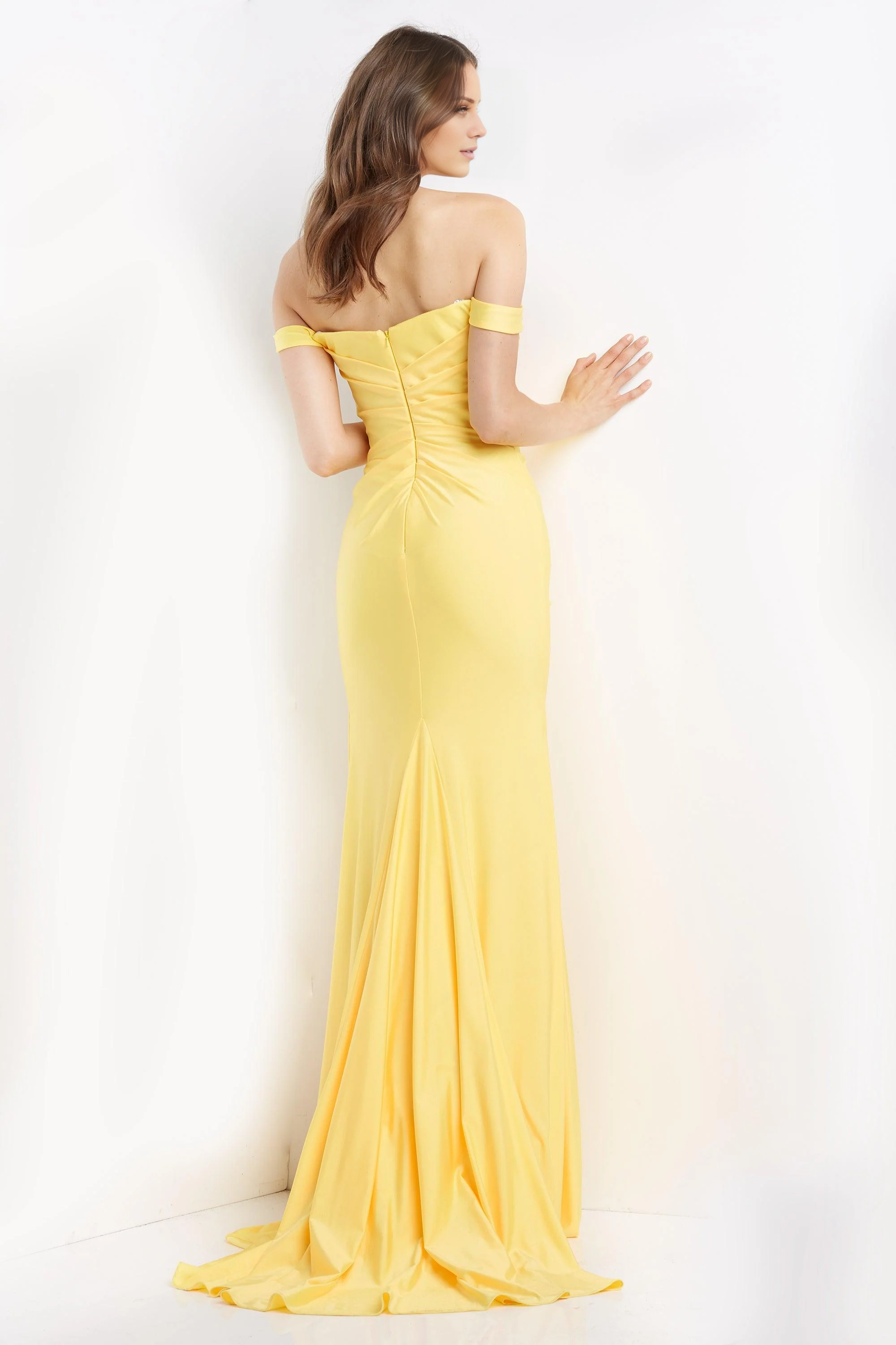Jimiss off shoulder chicken heart neckline sleeveless and floor length Prom dress