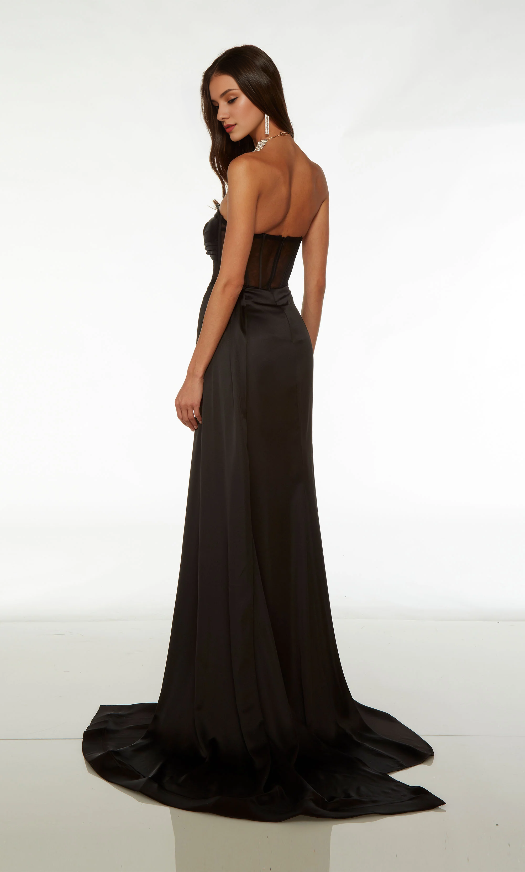 Satin chicken heart neckline straight tube evening dress backless tight corset side slit long formal dress