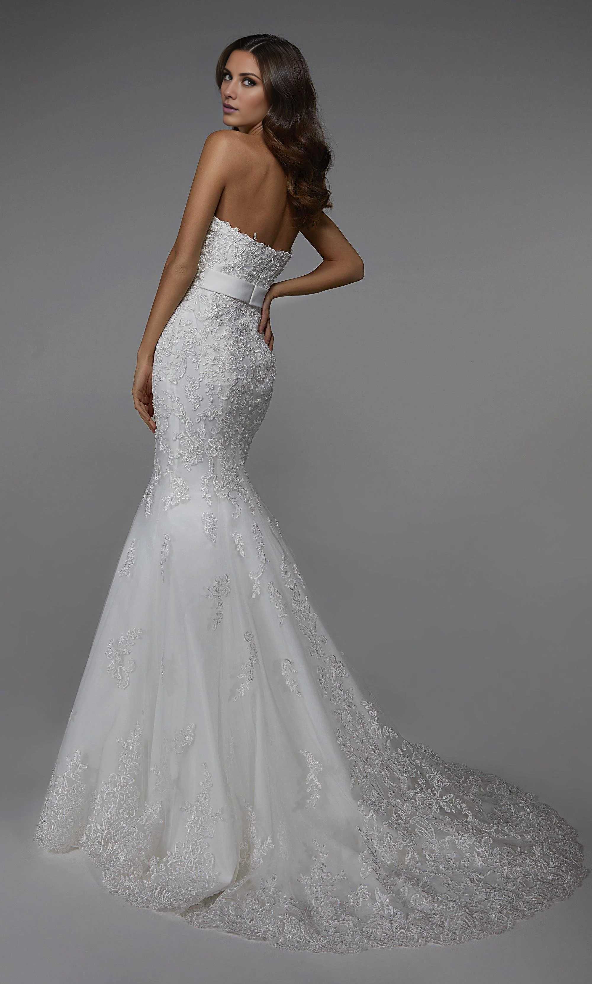 Thin lace strapless fishtail backless satin belt and floor length wedding dresses