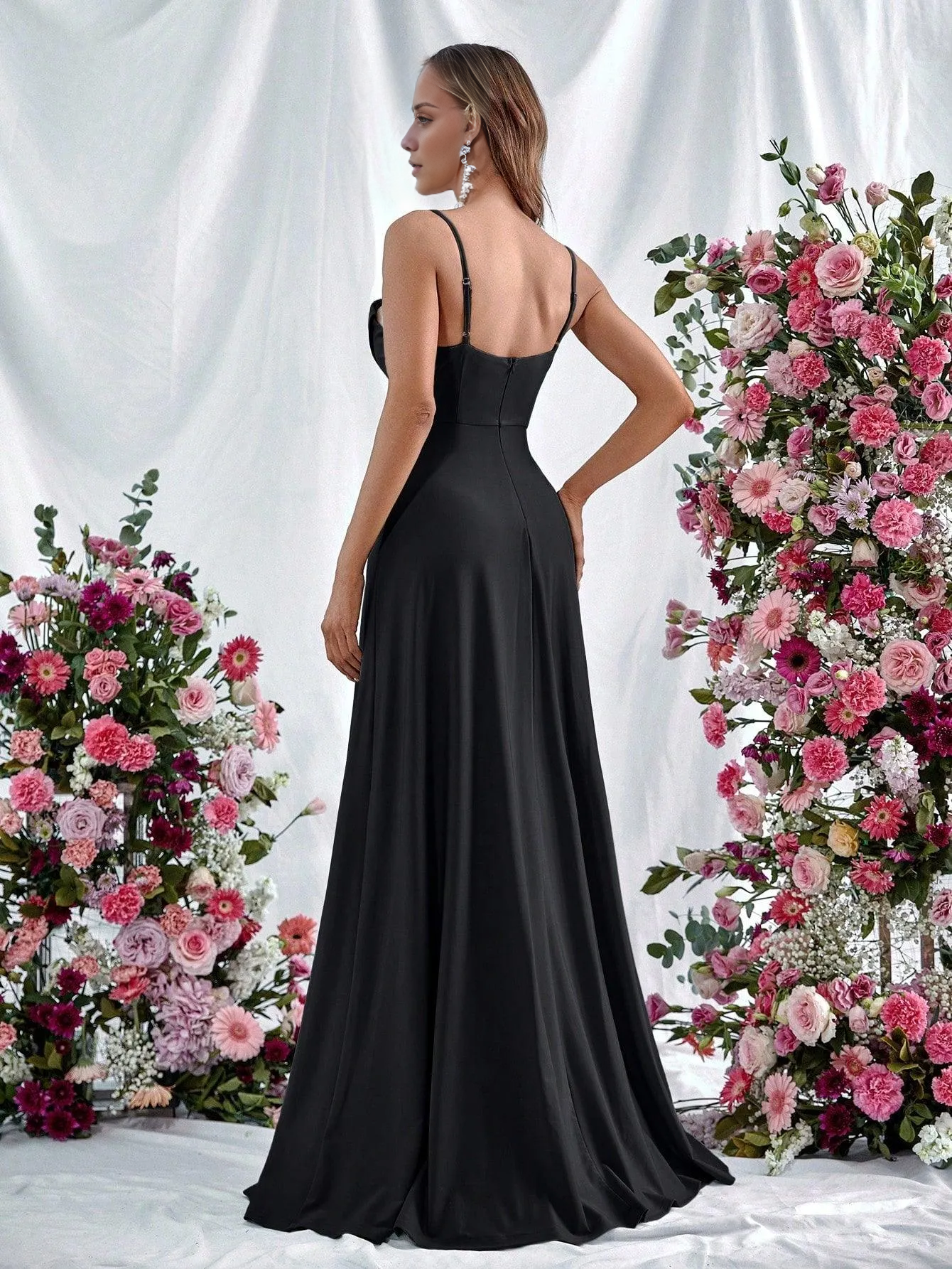 A-line slim shoulder strap with pleated collar and floor length formal dress