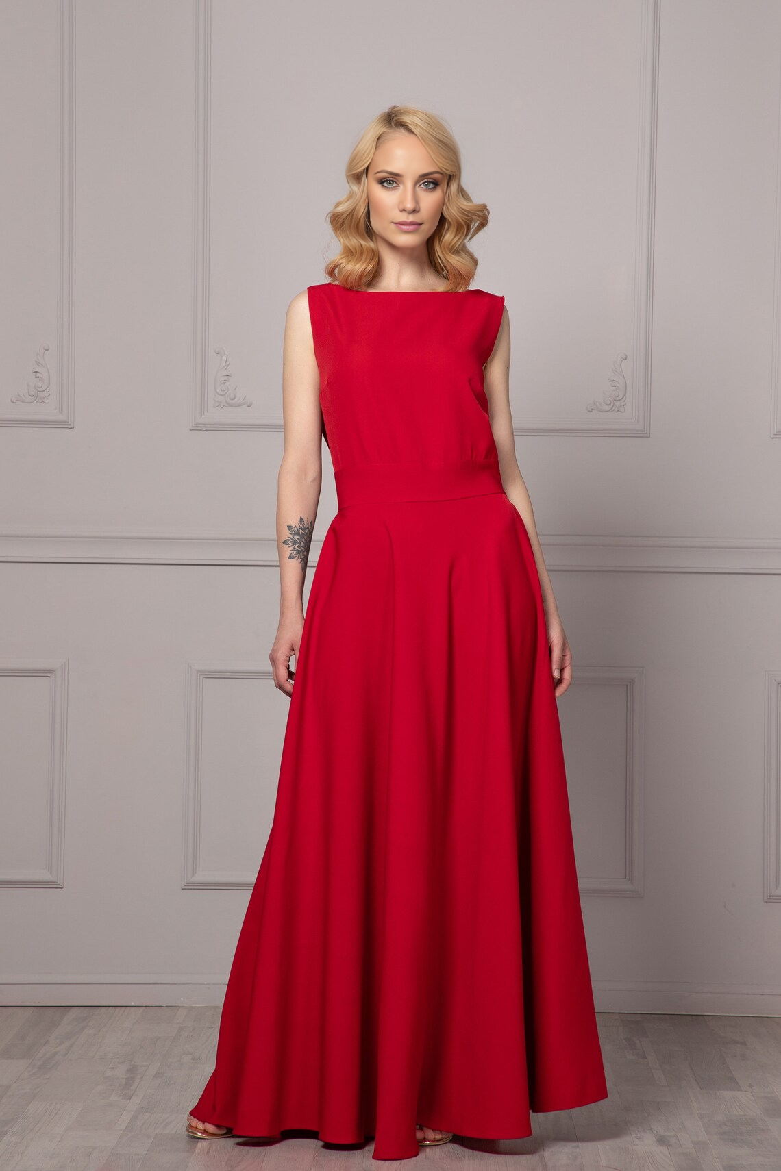 Jimiss - Sleeveless backless boat neck and floor length Prom dress