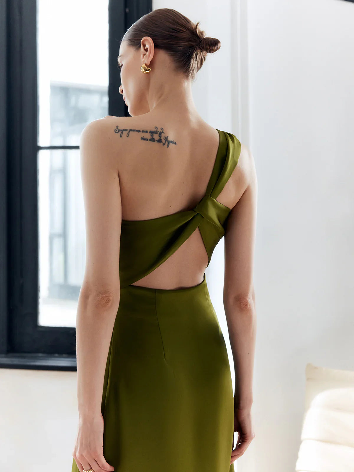 Asymmetric satin backless slim fit godons even dresses
