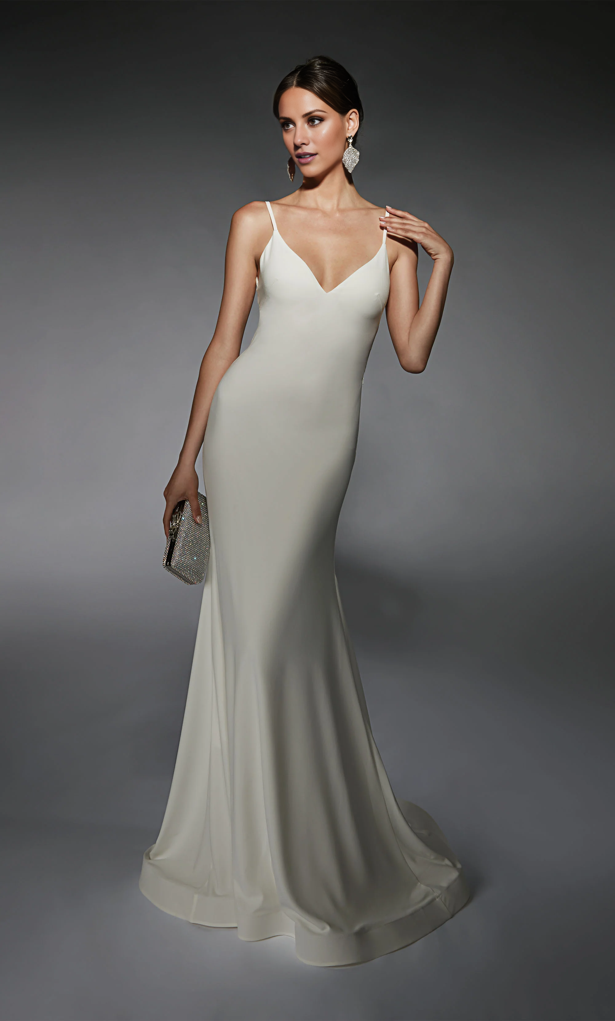 V-neck slim fit trumpet shaped lace up back wedding dress
