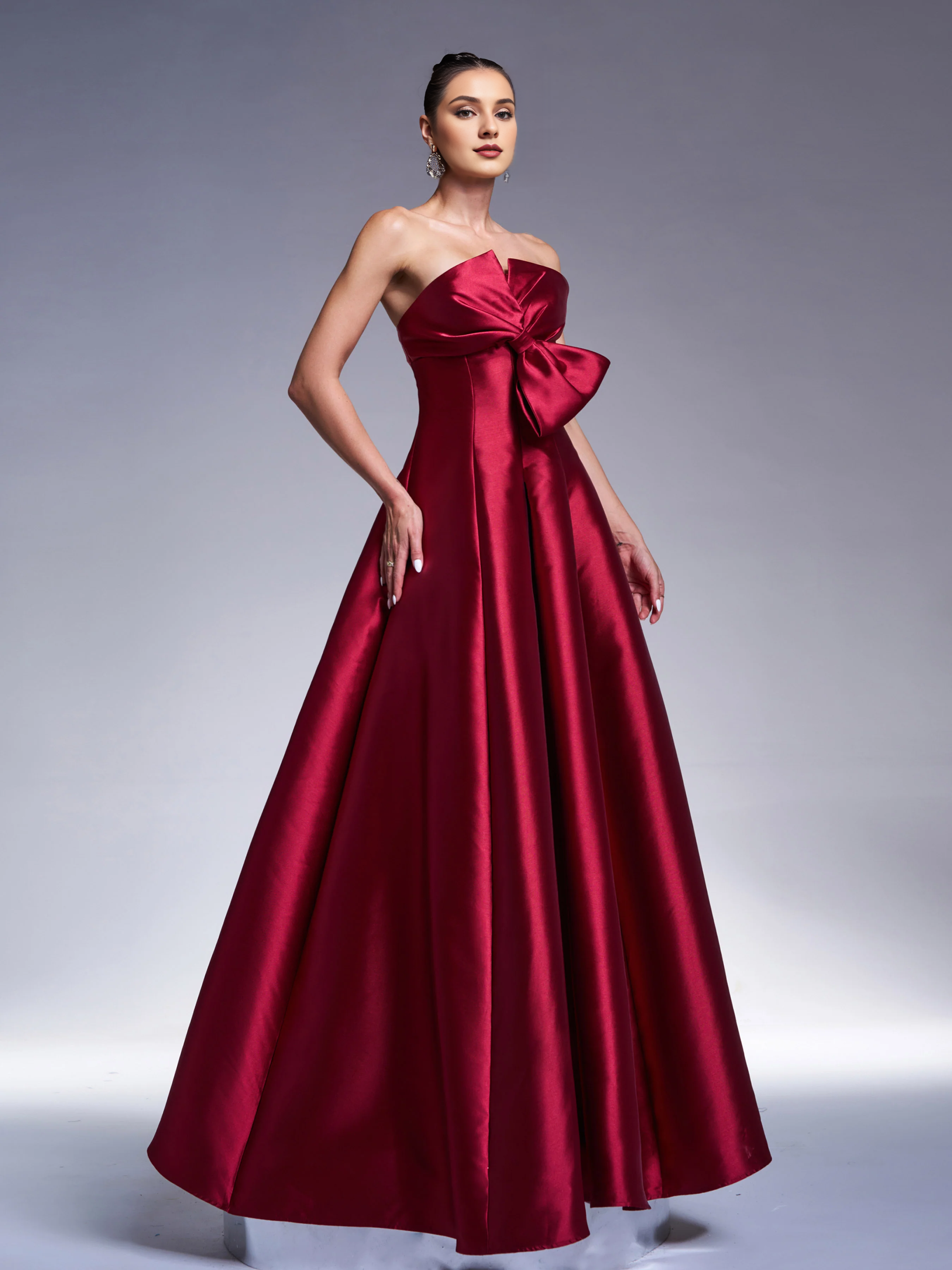 Bow Swinging Back and Ground length Gowns Evening Dresses
