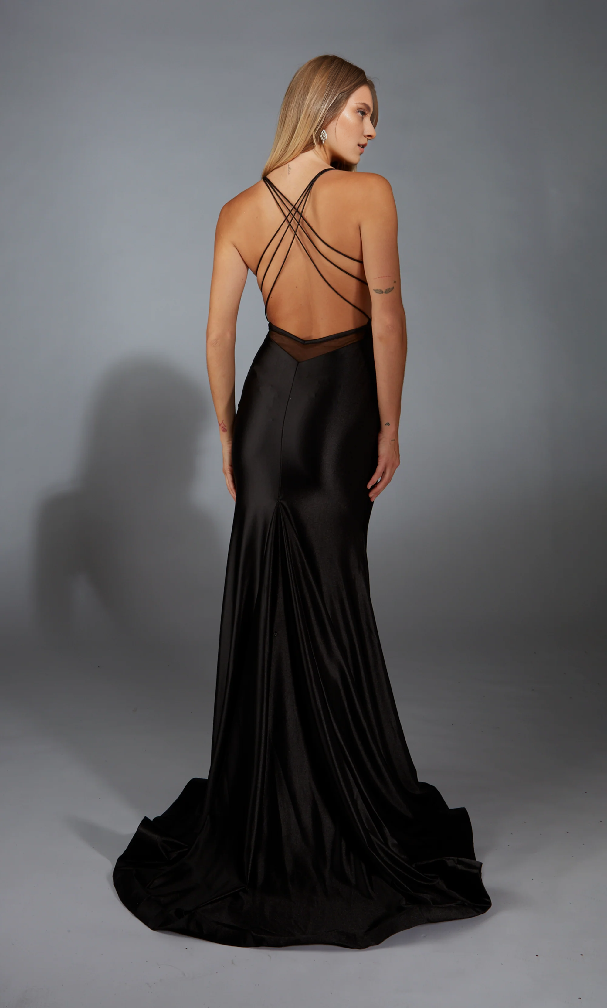 Satin V-neck slim fit evening gown trumpet shaped backless long formal dress