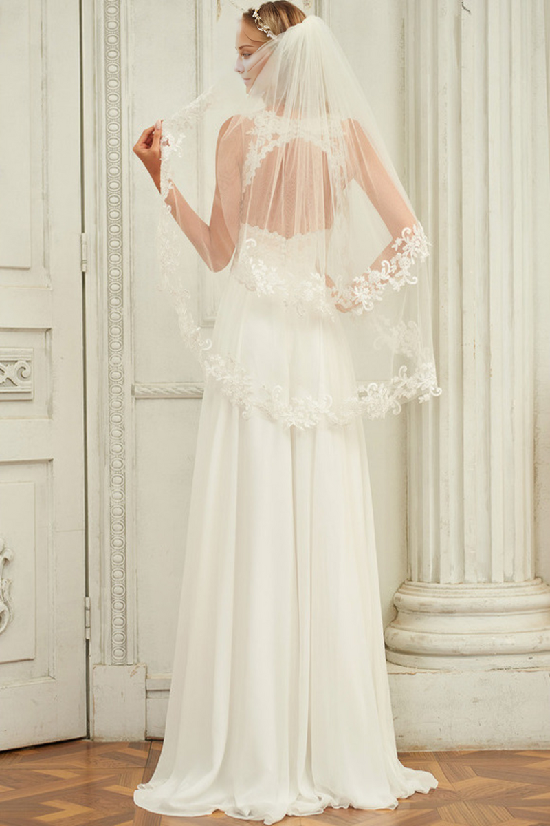 A-line V-neck sweeping trailing sleeveless lace chiffon wedding dress