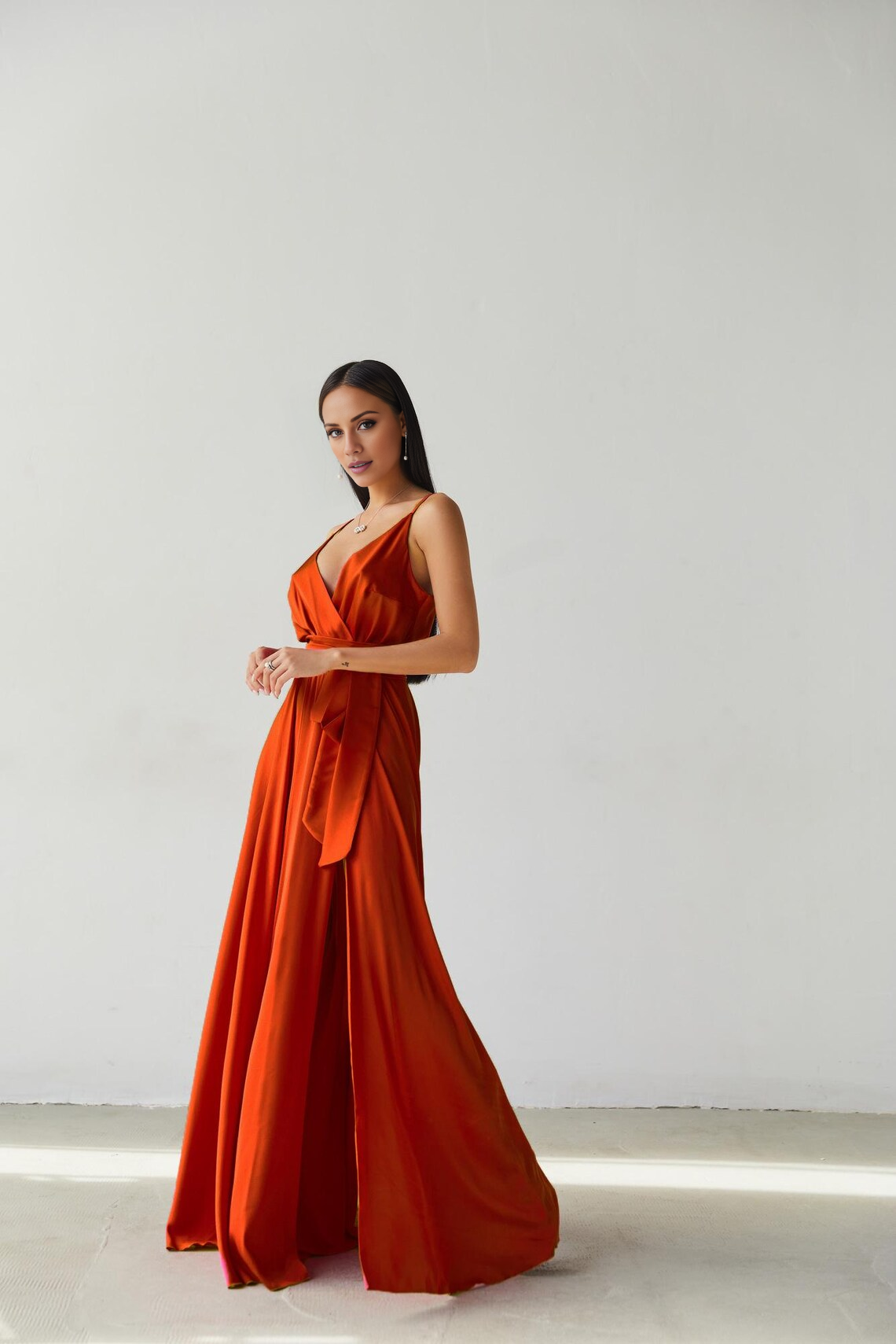 Jimiss slim shoulder strap V-neck side slit and floor length Prom dress