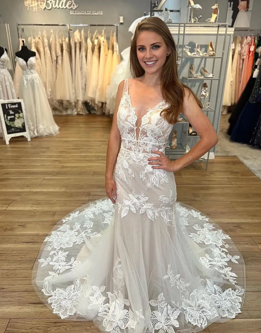 Aimishang Wedding Dress Mermaid V-Neck Zipper With Buttons Back With Appliques