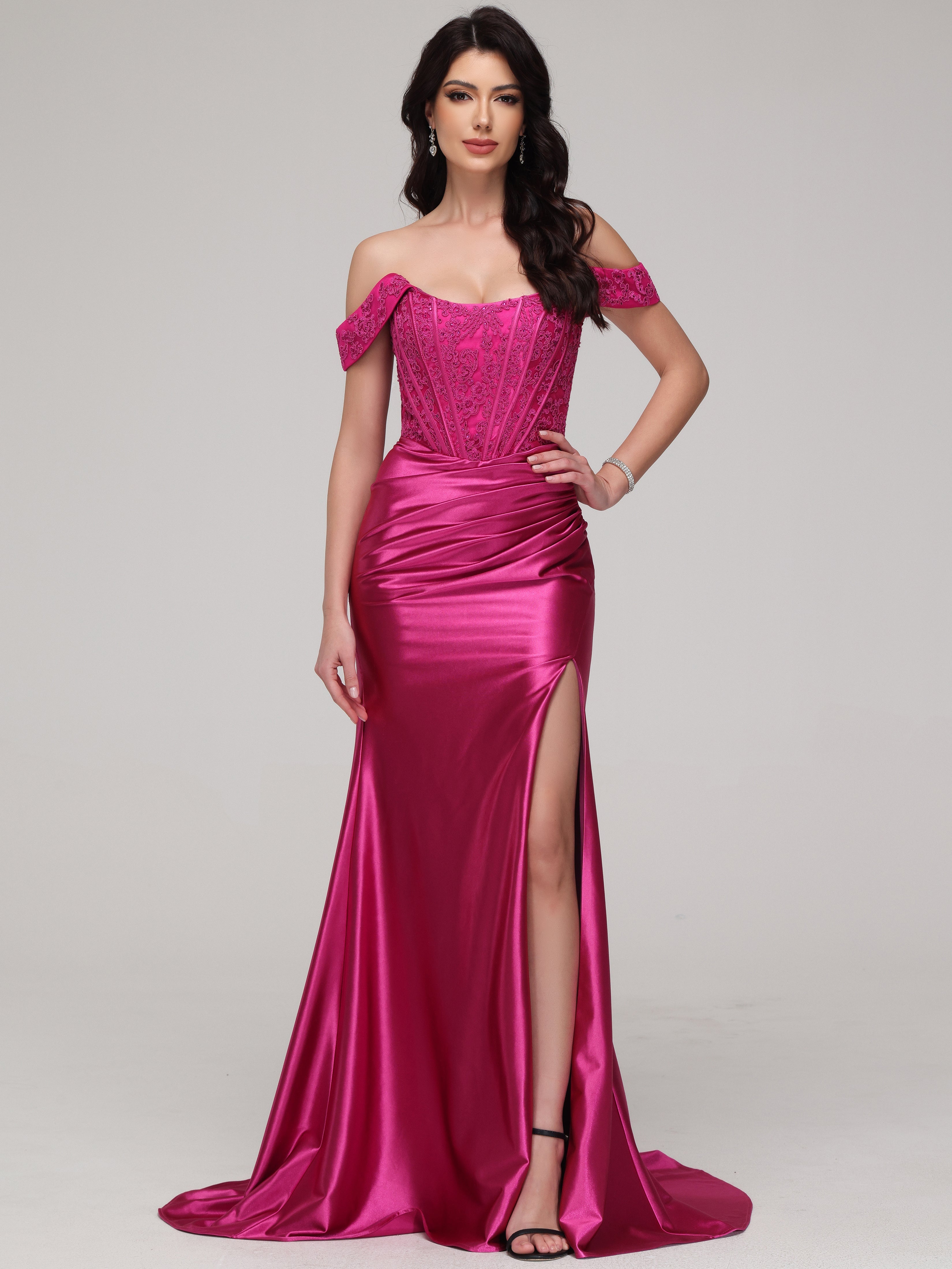 Sheath/Column Off The Shoulder Lace Strapless Sweep Train Prom Dress With Split