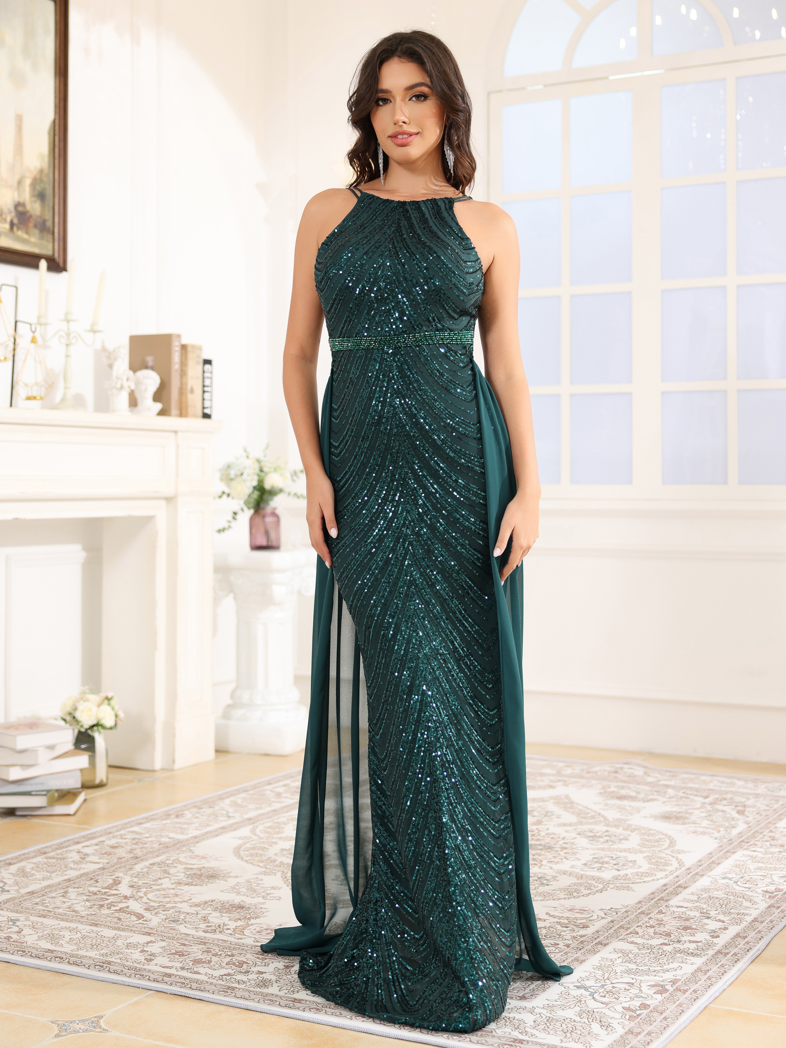 Trumpet/Mermaid Halter Sequins Long Prom Dress