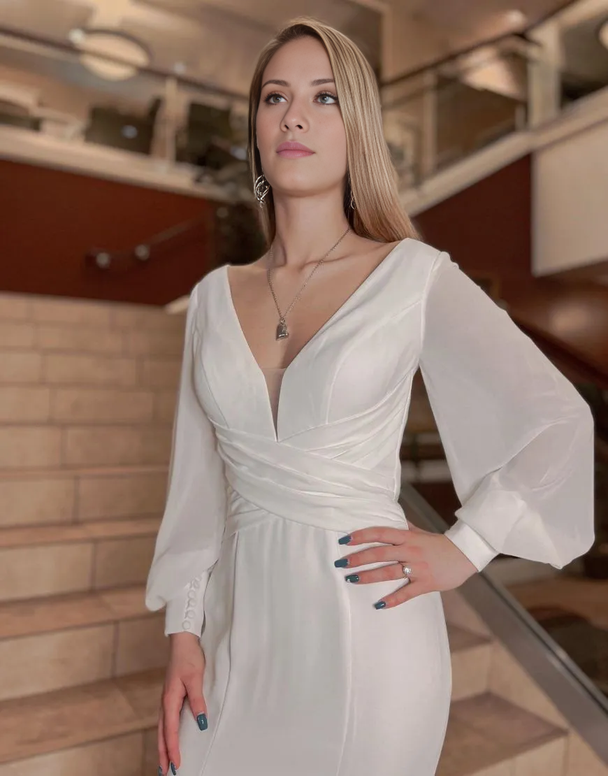 Aimishang Wedding Dress Sheath-Column Sleeves Chapel Train Keyhole Satin