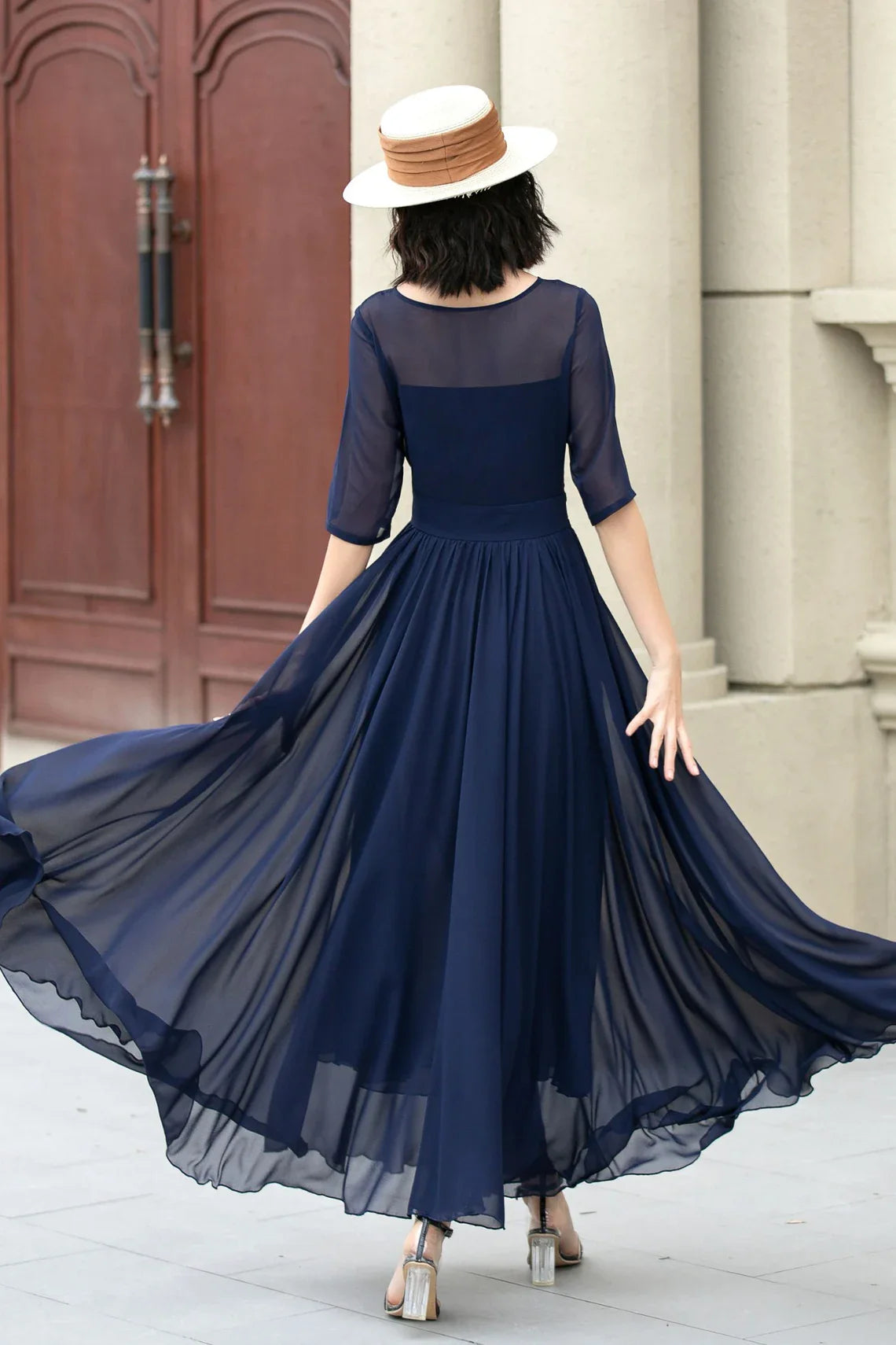 Jimiss Ship Neck Short Sleeve Chiffon Horn Long Prom Dress