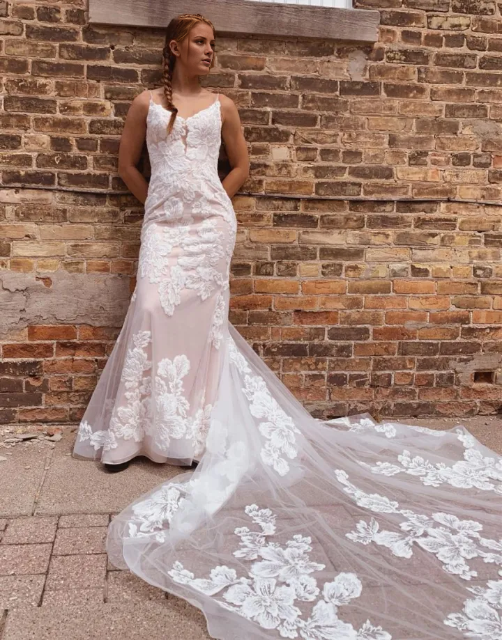 Aimishang Wedding Dress Mermaid Spaghetti Straps Chapel Train With Appliques