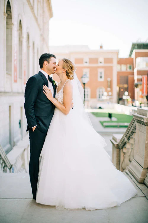 Aimishang Elegant A Line Tulle Spaghetti Straps Wedding Dresses Sleeveless Wedding Dress