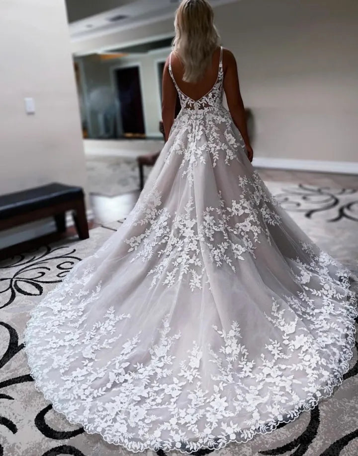 Aimishang Wedding Dress A-Line Train Deep V-Neck With Appliques