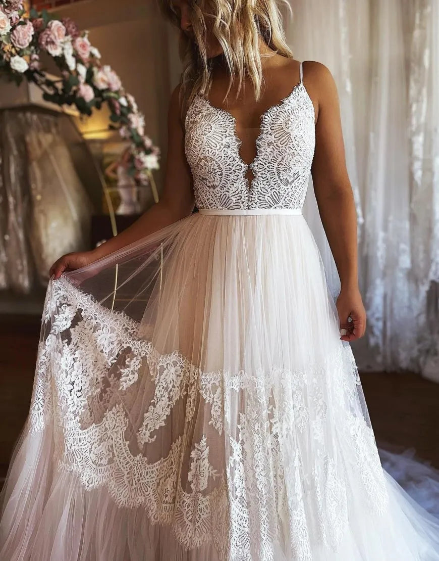 Aimishang Wedding Dress A-Line Court Train Spaghetti Straps Boho Tulle