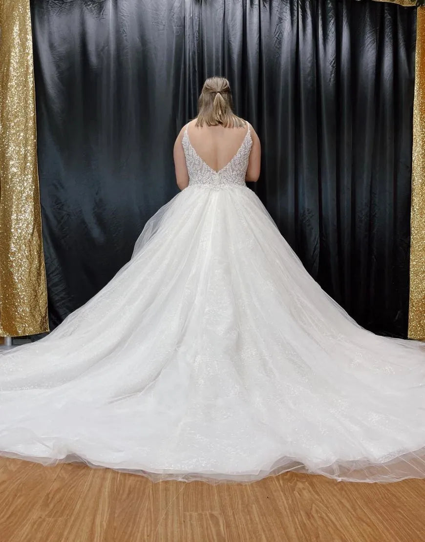 Aimishang Wedding Dress A-Line Spaghetti Straps Court Train Tulle Glitter