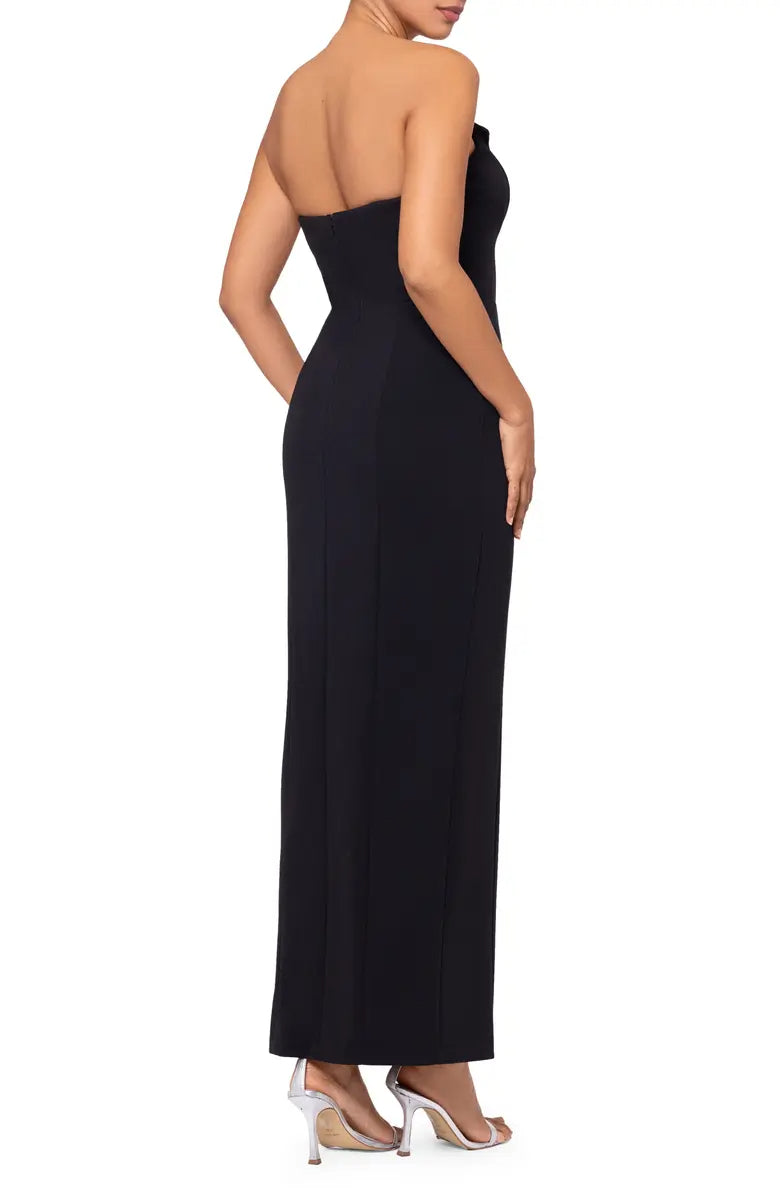 Elegant and minimalist strapless off shoulder long open back front slit for evening dressing