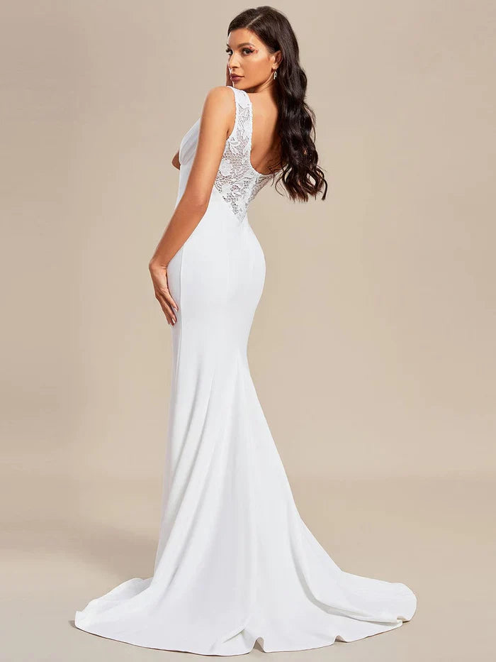 Aimishang Deep V-Neck Sleeveless Embroidered Backless Mermaid Wedding Dress with Train