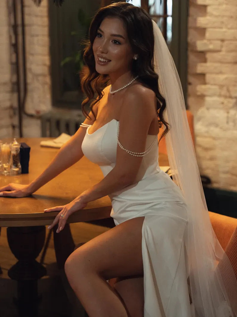 Aimishang Dress Wholesale Charming Mermaid Satin Bridal Gown Elegant Wedding Dress With Slit No With Wedding Veil And Necklace