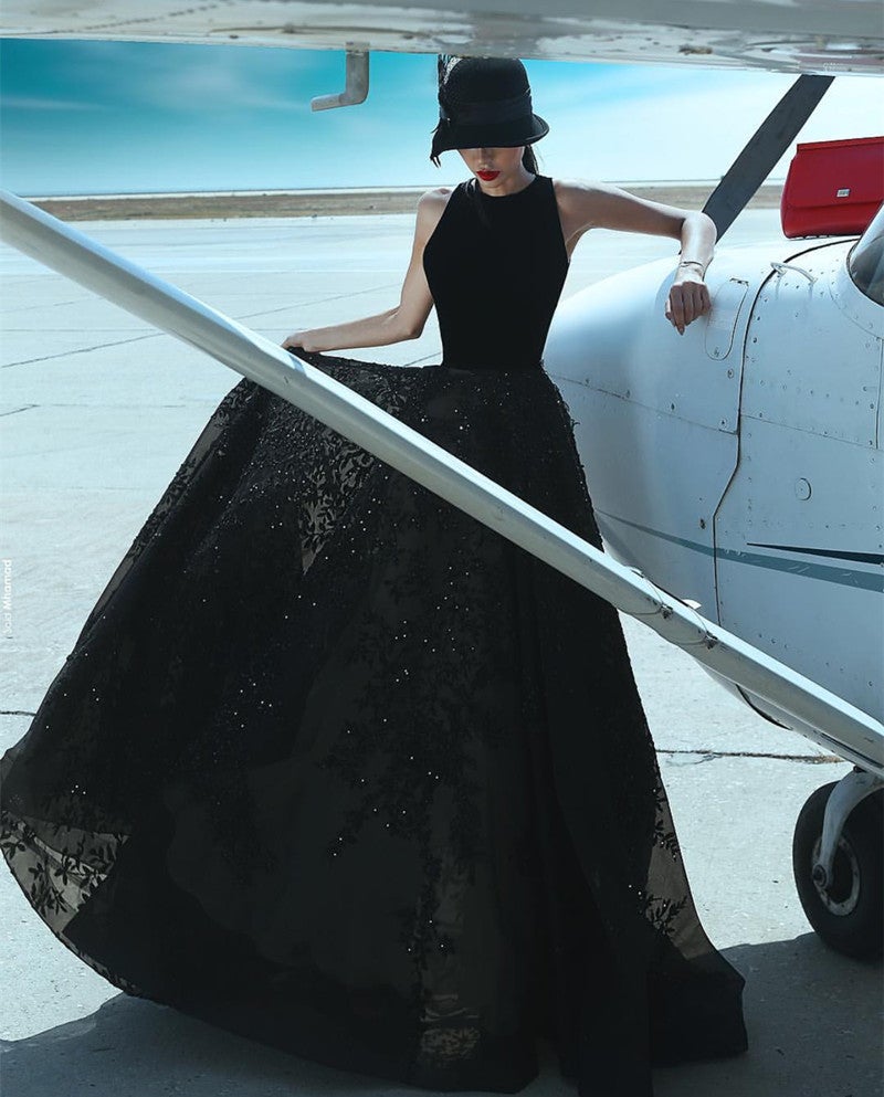 Elegant A Line Black Lace Floor Length Prom Dresses