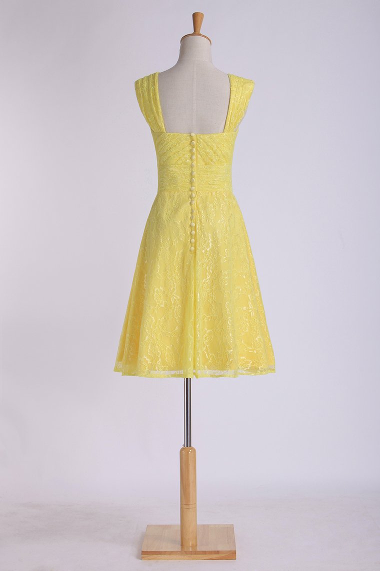 Yellow Lace Short Tulle Bridesmaid Dress
