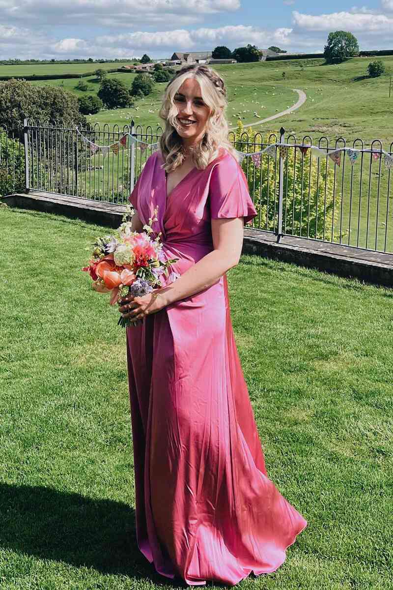 V-Neck Magenta Long Bridesmaid Dress with Short Sleeves