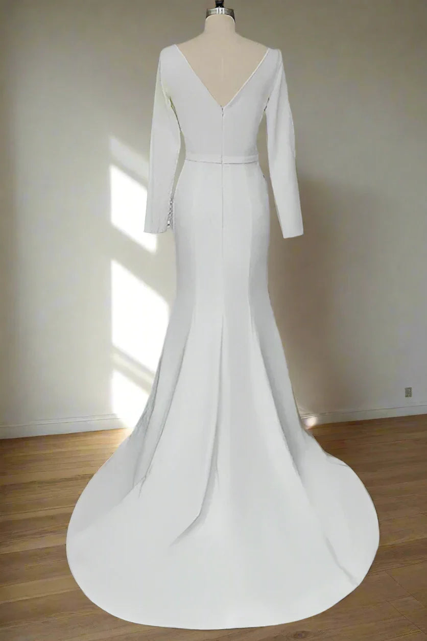 Long Sleeves Satin Wedding Dress with Crew-Neck