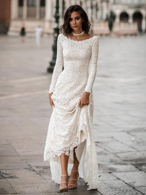 Aimishang Elegant Long Sleeves Ivory Wedding Dresses with Sweep Train