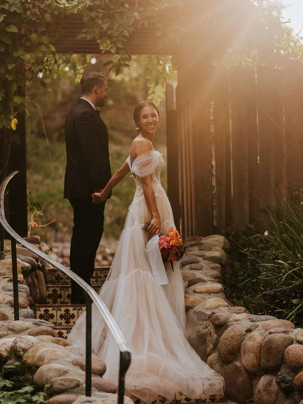 Aimishang Elegant Sweetheart Neckline Off-The-Shoulder A-line Wedding Dresses With Appliques Beautiful