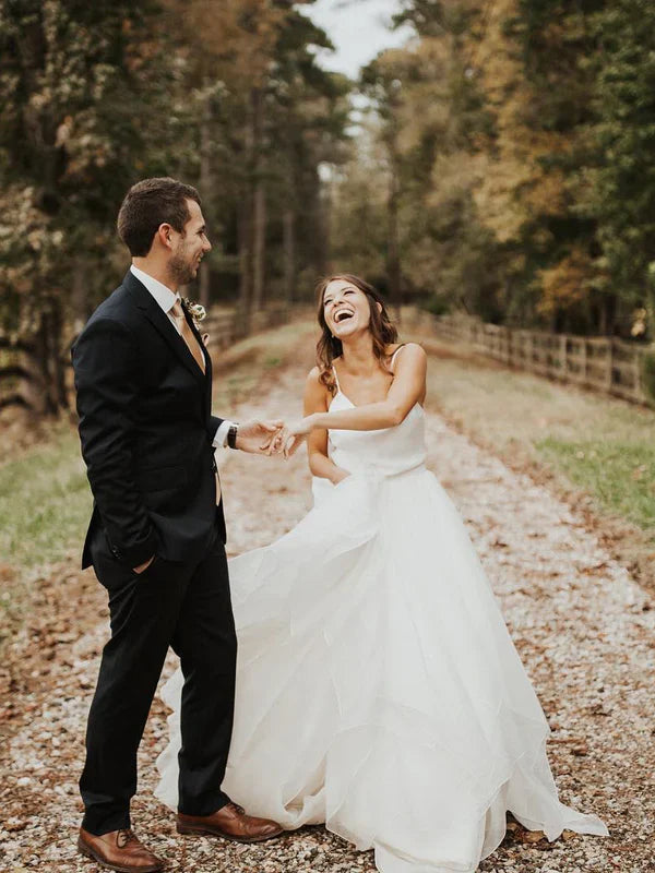 Charming Spaghetti Straps V-neck A-line Wedding Dresses Tulle Bridal Gowns Simple