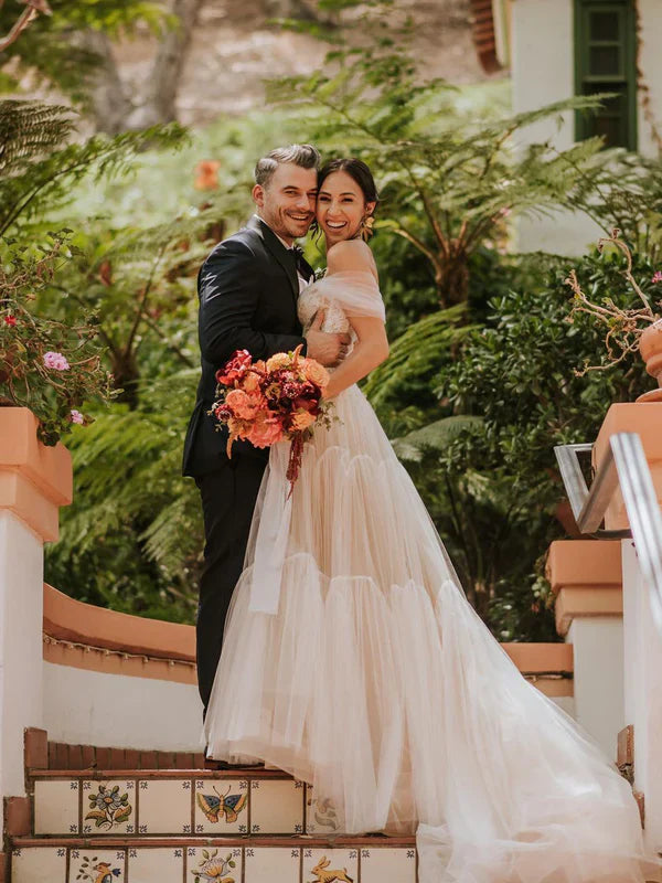 Aimishang Elegant Sweetheart Neckline Off-The-Shoulder A-line Wedding Dresses With Appliques Beautiful