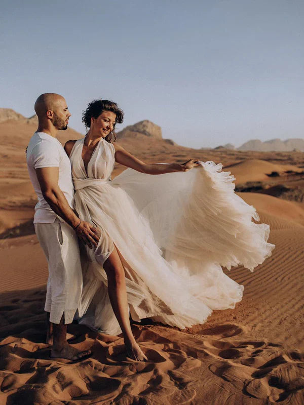 Amazing A-line Chapel Train Tulle Simple Wedding Dresses With Slit Sexy