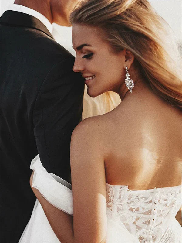 Sweetheart Tulle Wedding Dresses A-line Bridal Gowns With Appliques Beautiful Wholesale