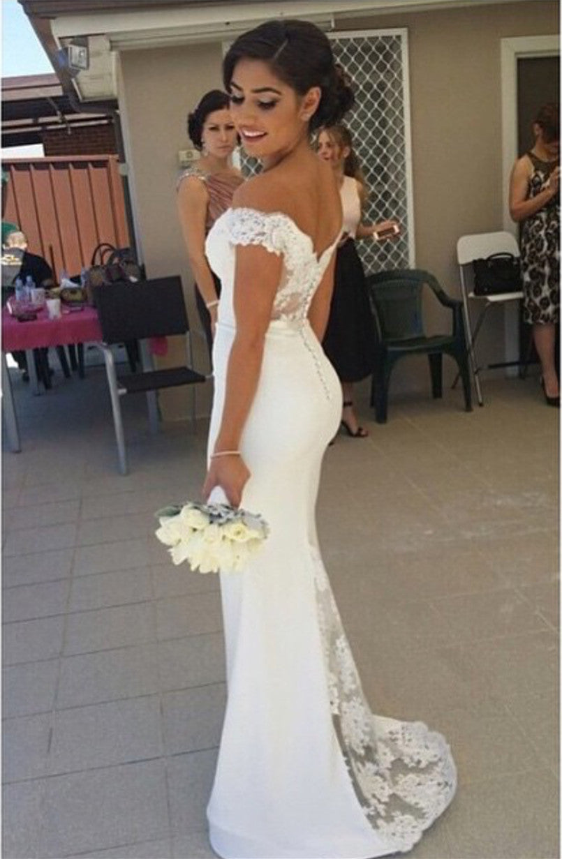 Pretty Lace V-neck Mermaid Bridesmaid Dresses Court Train Formal Gowns