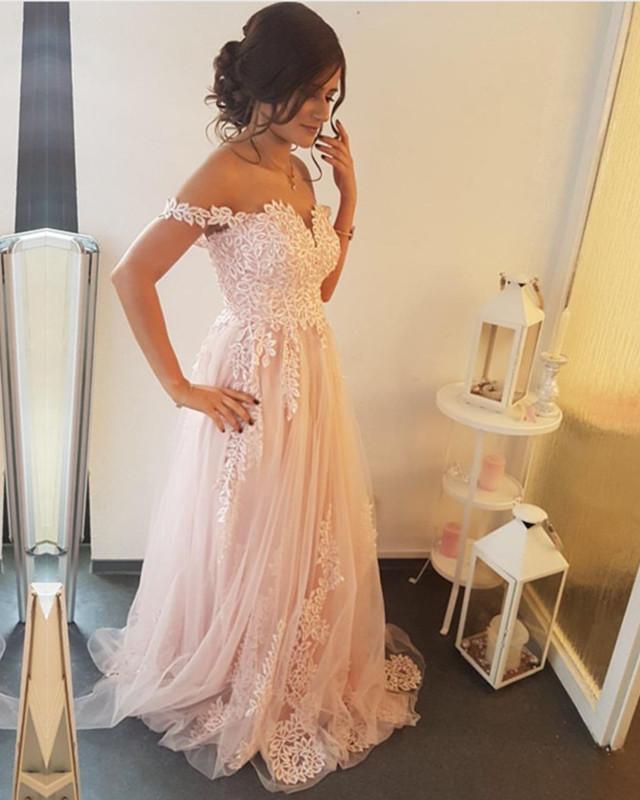 Pretty Lace Embroidery Sweetheart Tulle Off The Shoulder Prom Long Dresses