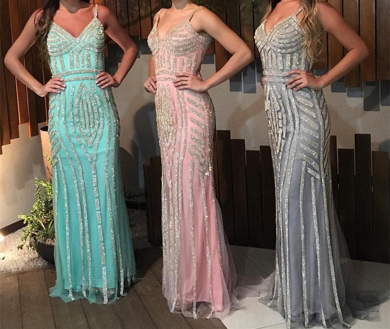 unique Golden Stripe Beading V Neck Long Mermaid Prom Evening Dresses