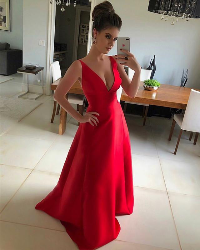 Long Red Satin V-neck Bridesmaid Dresses Floor Length Evening Gowns