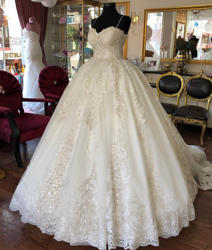 Organza And Tulle Sweetheart Lace Appliques Ballgowns Wedding Dress